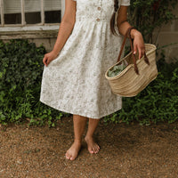 Handmade nursing friendly linen dress. Structured bodice with pockets. Perfect for the sustainable closet.